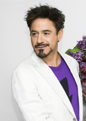 Robert Downey Jr. - "The Soloist" press conference portraits by Armando Gallo (Beverly Hills, April 3, 2009) - 19xHQ 1zbmCcrK