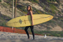 Cara Delevingne - Photoshoot candids in Malibu, 9 января 2015 (133xHQ) 20WBkPVM