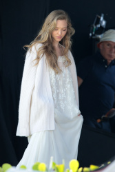 Amanda Seyfried - On the set of a photoshoot in Miami - February 14, 2015 (111xHQ) 2SuXkN2H