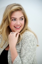 Kate Upton - The Other Woman press conference portraits by Vera Anderson (Beverly Hills, April 10, 2014) - 3xHQ 3hHSJmmU