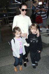 Angelina Jolie - LAX Airport - February 11, 2015 (185xHQ) 6Z6KGj6e