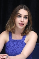 Эмилия Кларк (Emilia Clarke) 'Me Before You' Press Conference at the Ritz Carlton Hotel in New York City (May 21, 2016) - 57xНQ 8LJr4ER6
