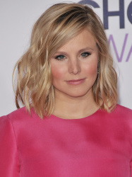 Kristen Bell - Kristen Bell - The 41st Annual People's Choice Awards in LA - January 7, 2015 - 262xHQ 94KHKsOf