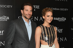 Jennifer Lawrence и Bradley Cooper - Attends a screening of 'Serena' hosted by Magnolia Pictures and The Cinema Society with Dior Beauty, Нью-Йорк, 21 марта 2015 (449xHQ) ASaWWtYY