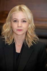Carey Mulligan - The Great Gatsby press conference portraits by Vera Anderson (New York, April 26, 2013) - 8xHQ AsQExL59