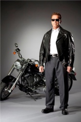 Arnold Schwarzenegger - Robert Gallagher Photoshoot - 8xHQ C8lkUqVp
