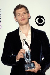 Joseph Morgan, Persia White - 40th People's Choice Awards held at Nokia Theatre L.A. Live in Los Angeles (January 8, 2014) - 114xHQ Chfi9959