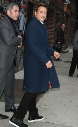 Robert Downey Jr. - at the Late Show with David Letterman in New York (2015.04.23) - 19xHQ D3fgaVB6