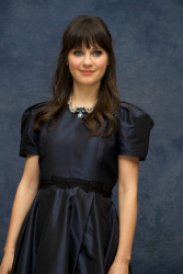 Zooey Deschanel - Yes Man press conference portraits by Vera Anderson (Beverly Hills, December 4, 2008) - 23xHQ DHlV46VS