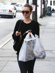 Lily Collins - Shopping in West Hollywood - February 20, 2015 (18xHQ) F5aVdiPl