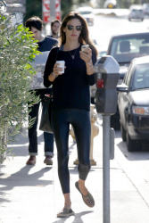 Alessandra Ambrosio - Out and about in Brentwood (2015.01.22) - 20xHQ FLSTTNW9