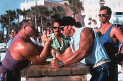 Hulk Hogan - промо и стиль к сериалу "Thunder in Paradise (Гром в раю)", 1994 (5xHQ) FR5fAPue