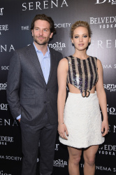 Jennifer Lawrence и Bradley Cooper - Attends a screening of 'Serena' hosted by Magnolia Pictures and The Cinema Society with Dior Beauty, Нью-Йорк, 21 марта 2015 (449xHQ) GNpug6pu