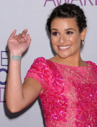 Lea Michele - 2013 People's Choice Awards at the Nokia Theatre in Los Angeles, California - January 9, 2013 - 339xHQ LKu4smIs