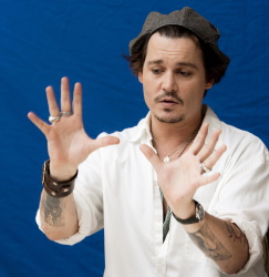 Johnny Depp - "The Rum Diary" press conference portraits by Armando Gallo (Hollywood, October 13, 2011) - 34xHQ LXGiDtlf