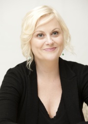 Amy Poehler - "Parks and Recreation" press conference portraits by Armando Gallo (Beverly Hills, March 3, 2011) - 10xHQ M6SFlOHQ