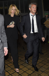 Charlize Theron and Sean Penn - seen leaving Royal Festival Hall. London - February 16, 2015 (153xHQ) NbOehzdy