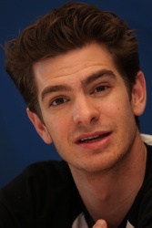 Andrew Garfield - The Amazing Spider-Man press conference portraits by Herve Tropea (Cancun, April 16, 2012) - 7xHQ OrUgHiIg