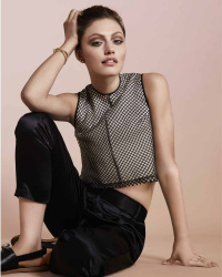Phoebe Tonkin - photoshoot for Miss Vogue Australia - 6xHQ PKAeOQj9