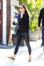 Alessandra Ambrosio - Out and about in Brentwood (2015.01.22) - 20xHQ QeHXYZ0K
