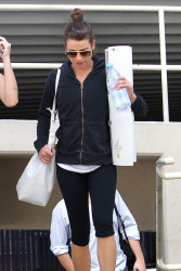 Lea Michele - leaving a yoga class in Hollywood, February 2, 2015 - 43xHQ RoJjgT4M