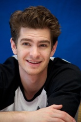 Andrew Garfield - The Amazing Spider-Man press conference portraits by Vera Anderson (Cancun, April 16, 2012) - 8xHQ TD6EWi97