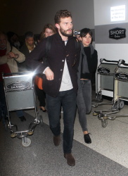Jamie Dornan - Spotted at at LAX Airport with his wife, Amelia Warner - January 13, 2015 - 69xHQ TEeD3rpY