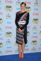 Shailene Woodley - 2014 Teen Choice Awards, Los Angeles August 10, 2014 - 363xHQ Wu7mTpO9