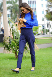 Miranda Kerr - Shooting a commercial in Santa Monica, CA - February 5, 2015 (19xHQ) XumHqTSx