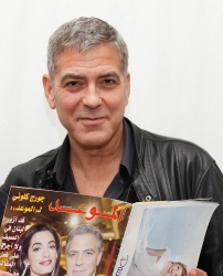 George Clooney - Tomorrowland press conference portraits (Beverly Hills, May 8, 2015) - 26xHQ XyTKv5oc