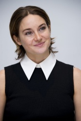 Shailene Woodley - Insurgent press conference portraits by Magnus Sundholm (Beverly Hills, March 6, 2015) - 17xHQ ZoaPFmqu