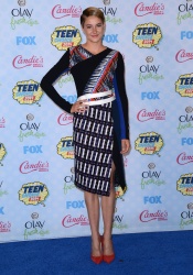 Shailene Woodley - 2014 Teen Choice Awards, Los Angeles August 10, 2014 - 363xHQ Zpv2NyiV