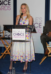 Sophia Bush - People's Choice Awards 2013 Nomination Announcements (2012.11.15) - 187xHQ AqjijLJM