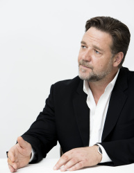 Russell Crowe - Russell Crowe - "Noah" press conference portraits by Armando Gallo (Beverly Hills, March 24, 2014) - 19xHQ CFjosJGT