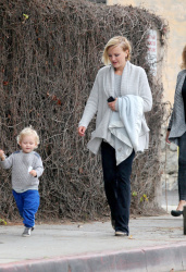 Malin Akerman - Out and about in Los Feliz - February 22, 2015 (27xHQ) EaQTbL6f