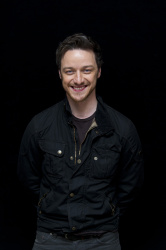 James McAvoy - James McAvoy - X-Men: Days of Future Past press conference portraits by Magnus Sundholm (New York, May 9, 2014) - 17xHQ KNJyWaGb