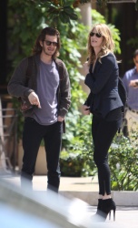 Andrew Garfield and Laura Dern - talk while waiting for their car in Beverly Hills on June 1, 2015 - 18xHQ Ltnqn8uF