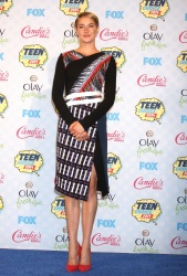 Shailene Woodley - 2014 Teen Choice Awards, Los Angeles August 10, 2014 - 363xHQ MTKyhZRr