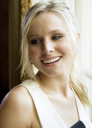Kristen Bell - Kristen Bell - "When In Rome" press conference portraits by Armando Gallo (Beverly Hills, January 9, 2010) - 22xHQ PImHujIW