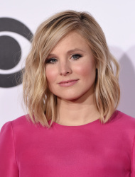 Kristen Bell - Kristen Bell - The 41st Annual People's Choice Awards in LA - January 7, 2015 - 262xHQ Pb4goQCo