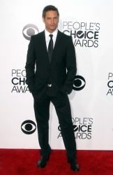 Josh Holloway - 40th People's Choice Awards at the Nokia Theatre in Los Angeles, California - January 8, 2014 - 20xHQ V5lDixdI