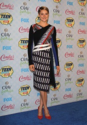 Shailene Woodley - 2014 Teen Choice Awards, Los Angeles August 10, 2014 - 363xHQ VvyYFGDC