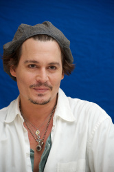 Johnny Depp - The Rum Diary press conference portraits by Vera Anderson (Hollywood, October 13, 2011) - 13xHQ WL1tmp1T