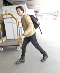 Ben Barnes - Ben Barnes - Departing From LAX Airport (January 29,2015) - 15xHQ YEEj2kyj